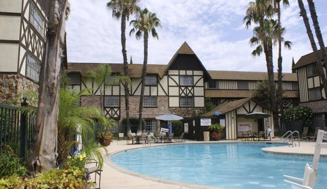 Enchanting Castle Resort Close to Disneyland! 3 Convenient Units | Outdoor Pool