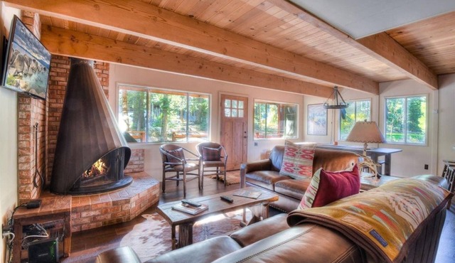 Enchanting Chamberlands Cabin
