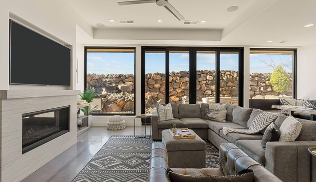 Enchanting Encanto #1 GORGEOUS LUXURY HOME!
