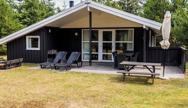 Enchanting Hideaway in Henne Town-By Traum