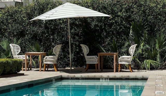 Enchanting Hotel with Outdoor Pool & Sun Terrace - Just 1 Mile from UT Austin