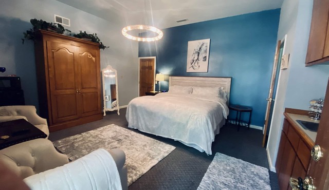 Enchanting Property in Heart of Apple Hill