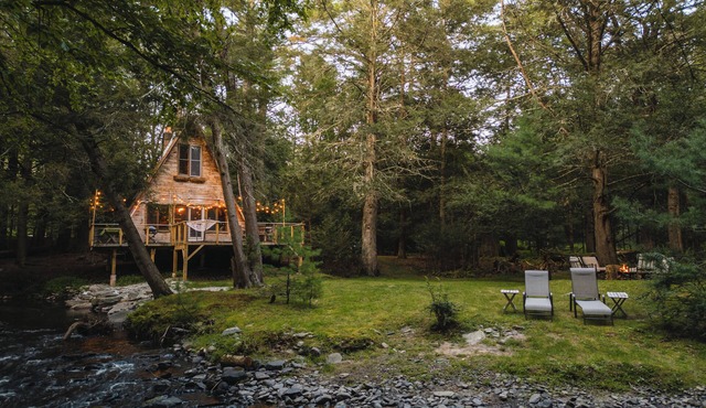 Enchanting River - Waterfront A Frame Cabin