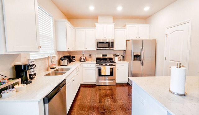 Enchanting Stay in Providence Crossing, Your Charlotte Haven