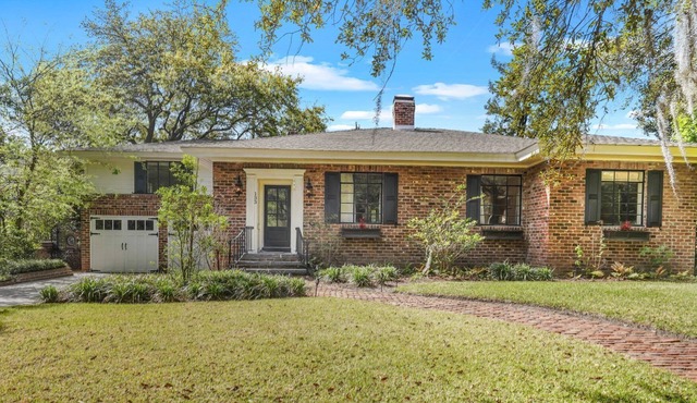 Enchanting Washington Ave Retreat w/ Parking and Yard by Lucky Savannah