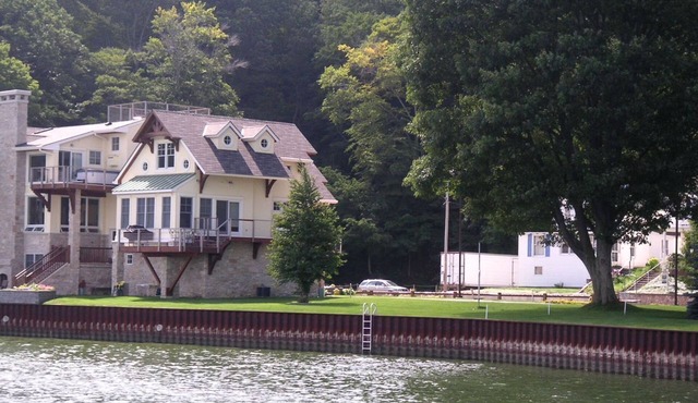 Enchanting Waterfront Vacation Rental near Holland, Michigan