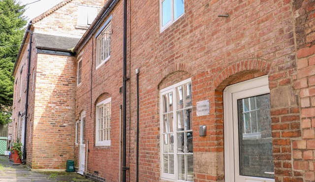 END COTTAGE in Ashbourne