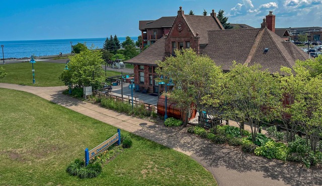 Endion Station Inn | Hotel Next to Lake Superior