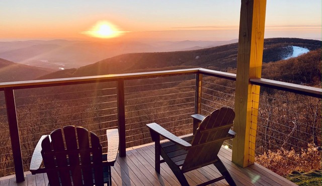 Endless Mountain Top Views from All The Way Up!