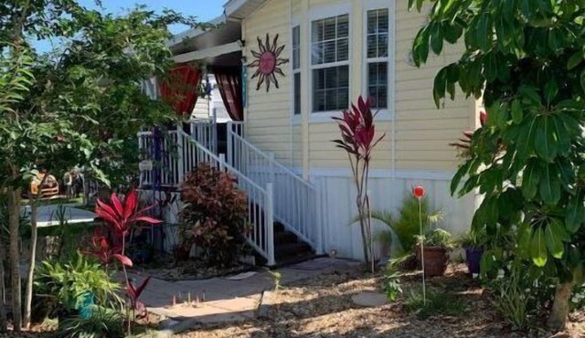 Endless Summer Cottage 2