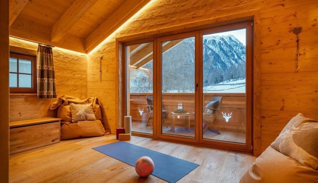 Engadin Chalet - Private Spa Retreat