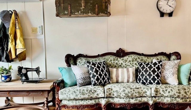 Engineer’s Suite - Historic Lakefront 2-Bedroom Cabin with Kayaking