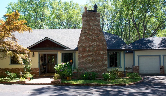 English mansion in paradise