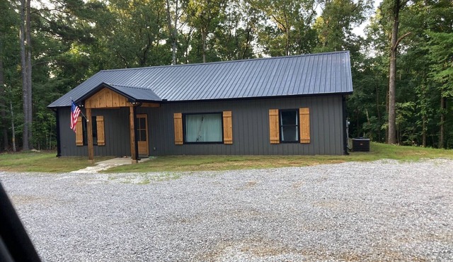 Enid Lake Cabin, Sportsman's Paradise