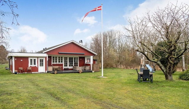 Enjoy a carefree time with the family in this comfortable vacation home with wellness.