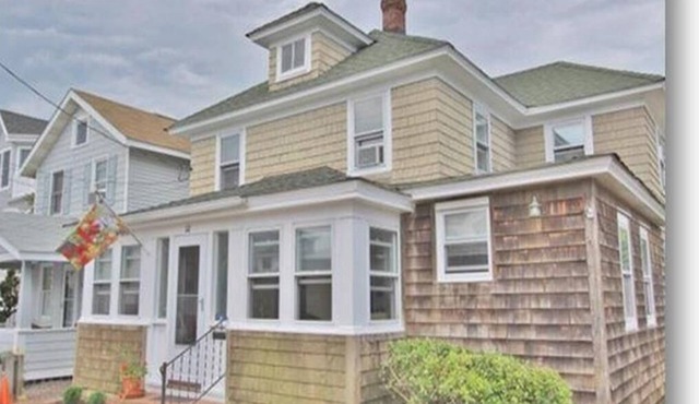 Enjoy a classic Long Beach Island summer at this spacious 5-bedroom, 2-bathroom.