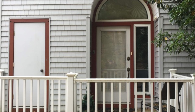 Enjoy a Cozy Home with Great Rates - Perfect for a Family Flexcation!