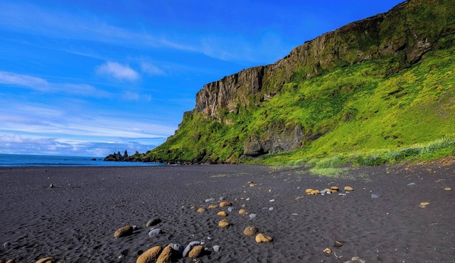 Enjoy a cozy stay near New York City!