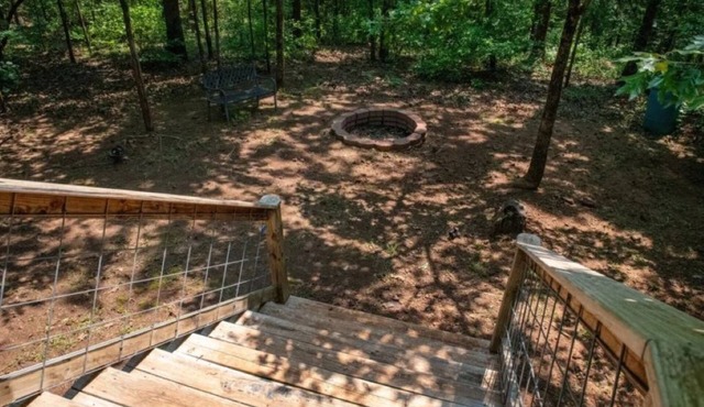 Enjoy a Peaceful and Relaxing Stay Here at the Leanin Tree!