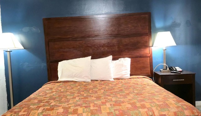 Enjoy a Peaceful Stay Perfectly Suited for Road Trips & Quick Weekend Escapes