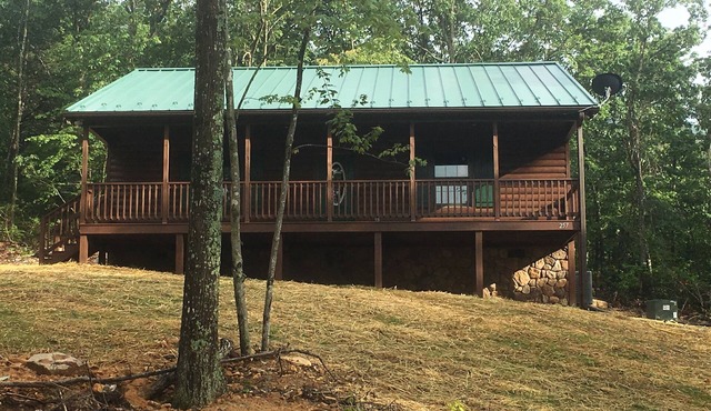 ENJOY A QUIET GETAWAY AT MOUNTAIN VIEW CABIN RENTALS