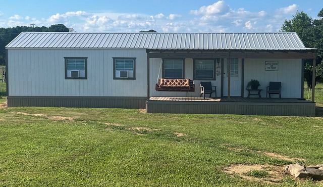 Enjoy a quiet, relaxing stay with the beauty of open Alabama countryside.