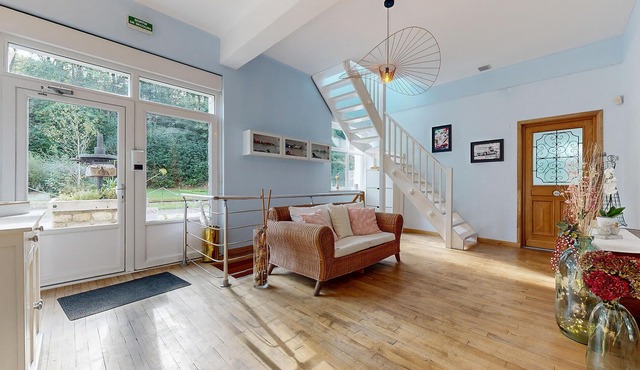 Enjoy a relaxing vacation in this quiet nature on the riverbank Le Blavet.