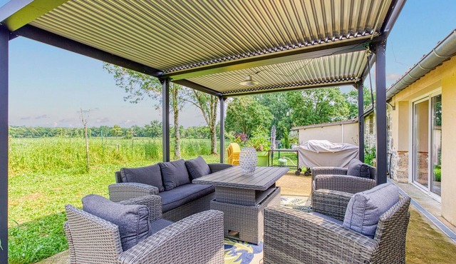 Enjoy a relaxing and pleasant vacation in this tasteful and individual vacation apartment.