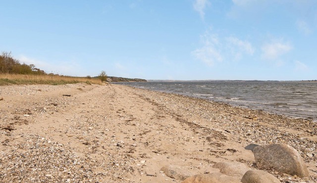 Enjoy a relaxing holiday in this holiday home near the beach.