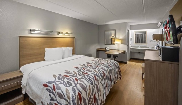 Enjoy a Relaxing Ocala Stay w/Free Breakfast!