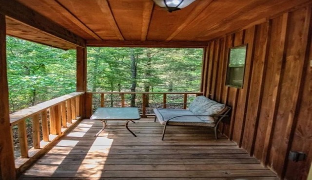 Enjoy a Rustic Retreat Here at the Cedar Loft in East TX!