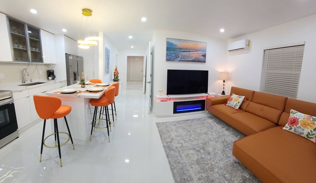 Enjoy a stylish experience at this centrally-located place.nnnn