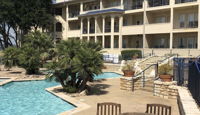 Enjoy a sunkissed Retreat