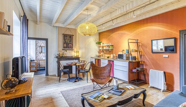 Enjoy a wonderful vacation in this comfortable vacation apartment.