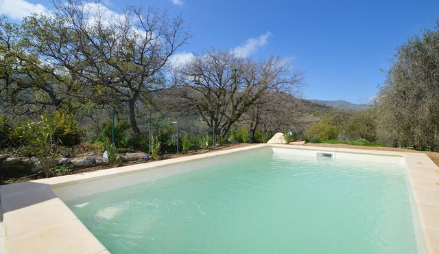Enjoy a wonderful break for two in a vacation home with pool in Corsica.
