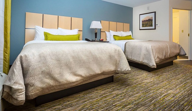 Enjoy a Wonderful Stay in a Fully Furnished Suite