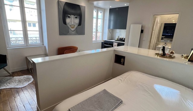 Enjoy Archi Lyon by camalan!