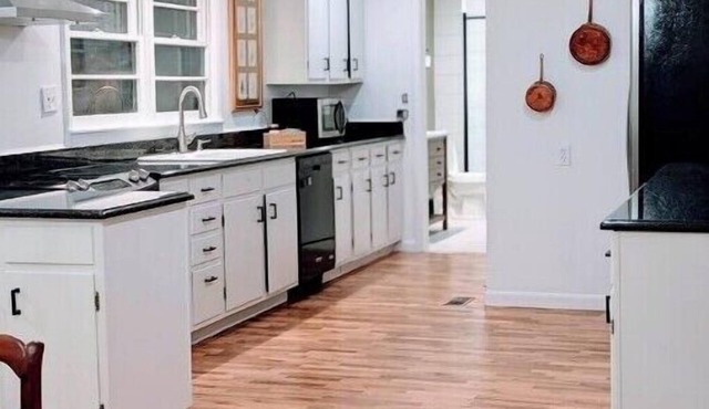 Enjoy farm and nature near South Huntsville, Redstone Arsenal, and the River!