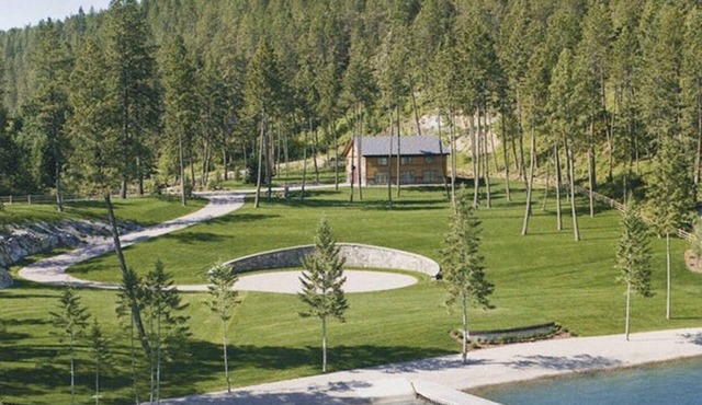 Enjoy Flathead Lake! Brand New must see Dock!