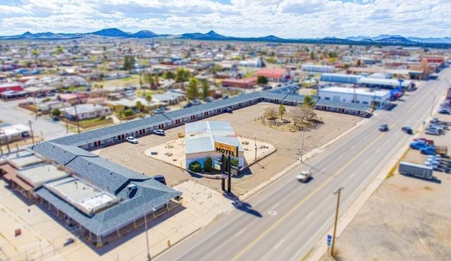 Enjoy Free Parking Room Near Lordsburg Museum Exhibits