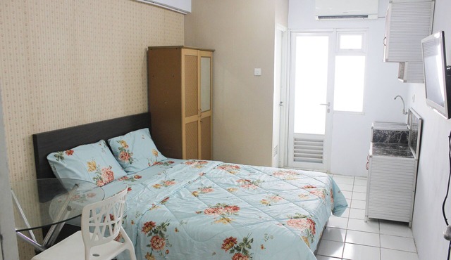 ENJOY JAKARTA TRIP (non smoking/wifi)