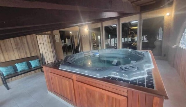 Enjoy Las Vegas Views-6BR/Poolnn