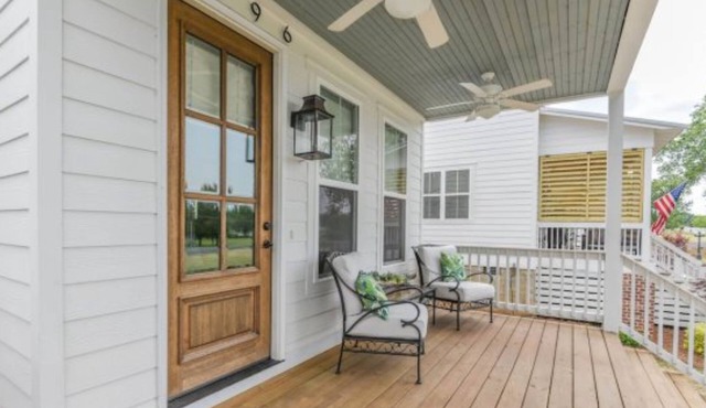 Enjoy Life at River Rocks Plantation