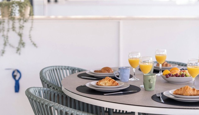 Enjoy luxury & relaxation in sunny Mar de Cristal