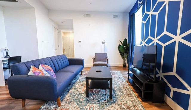 Enjoy modern comfort in this stylish 1BR apartment in Brewerytown. Fast WiFi, cozy setup, and a convenient location for an easy, comfortable stay