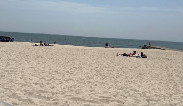 Enjoy Niantic, Giants Neck Heights Beach 0.7 miles from this 3BR, 2.5BA home!