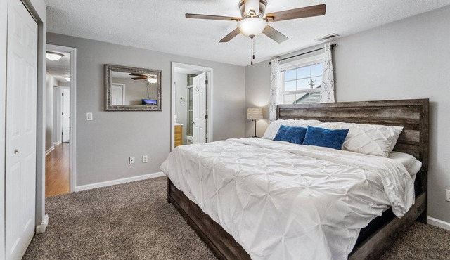 Enjoy our comfy & cozy home to escape and relax - but still close to the city!