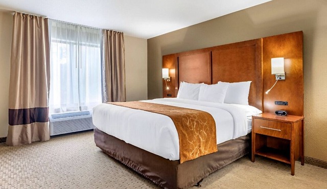 Enjoy Our Stunning Accommodations! W/ Free WiFi