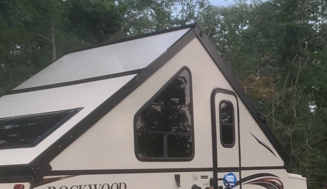 Enjoy peace and solitude in this cozy camper on the Withlacoochee River.