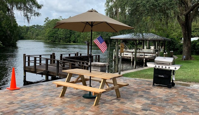 Enjoy peace and tranquility on the Withlacoochee river with breathtaking views.